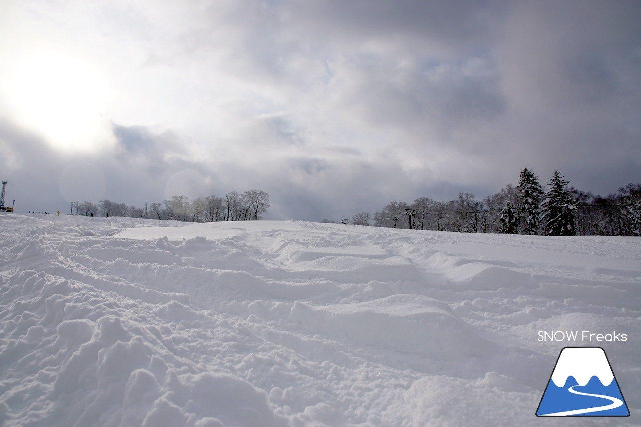 春スキーの聖地『中山峠スキー場』は、初滑りシーズンも凄かった…!!初滑りから粉雪たっぷりの2018年11月☆